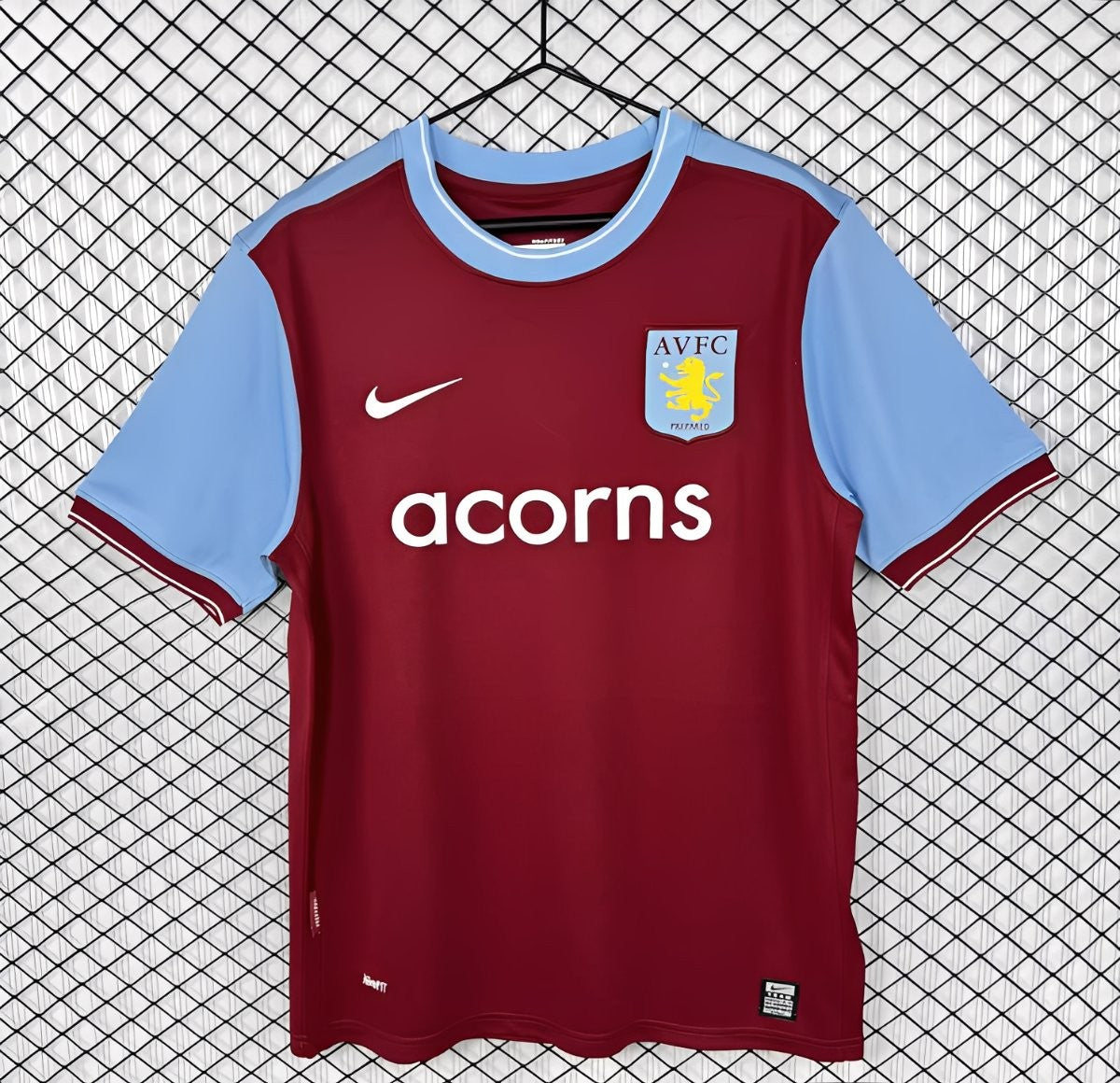 Retro 09/10 Aston Villa Home Shirt