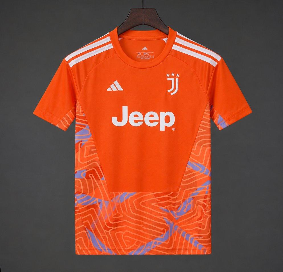 26/27 Juventus Orange with Abstract Maze Pattern Goalkeeper Shirt Set