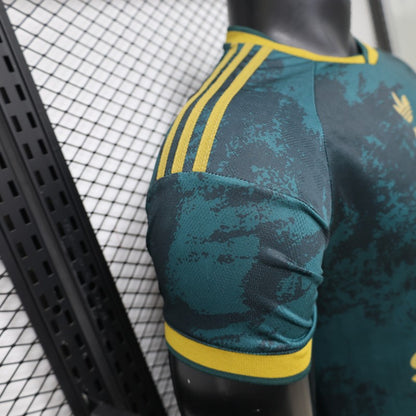 Player Version 26/27 Manchester United Teal & Gold Third Special Edition Shirt