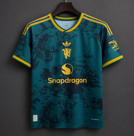 26/27 Adidas Manchester United Special Edition Green Gold Shirt