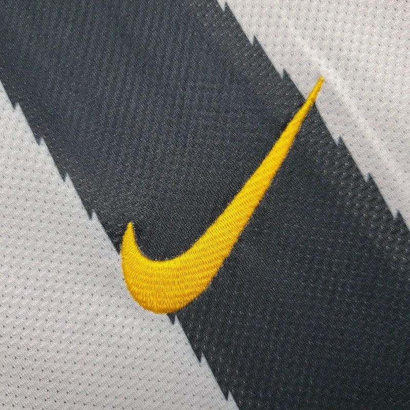 2010/11 Retro Juventus Home Shirt