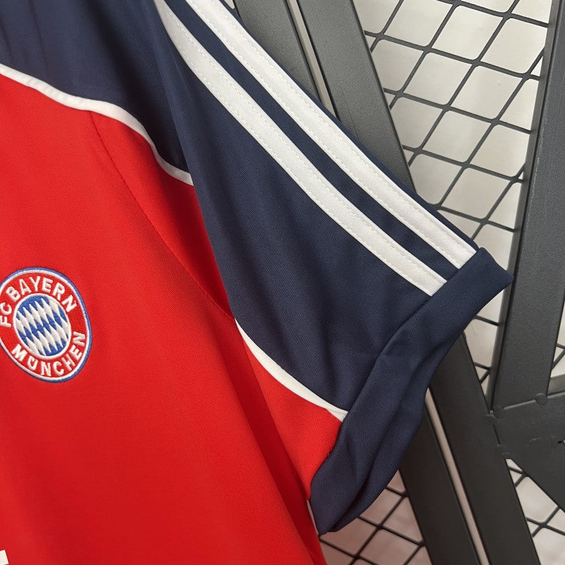 00/01 Retro Bayern Munich Home Shirt