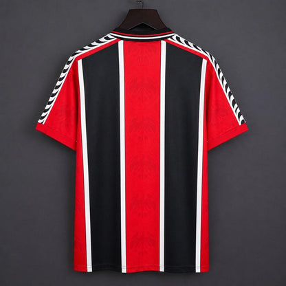 Retro 95/96 Eintracht Frankfurt Home Shirt