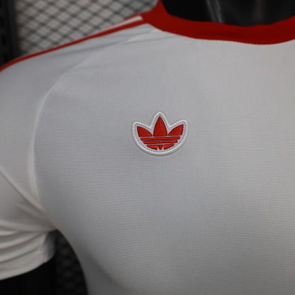 Player Version 26/27 Liverpool  White Terrace Icons Shirt
