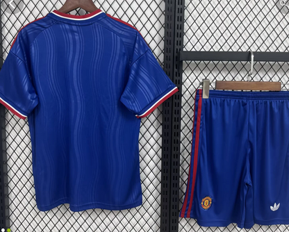 MANCHESTER  UNITED AWAY KIDS KIT 26/27