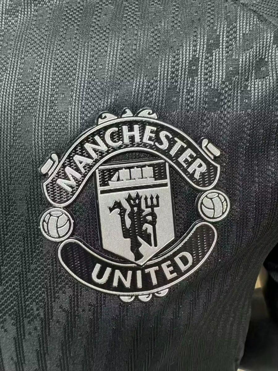 Player Version 26/27 Manchester United Black Goalkeeper Shirt