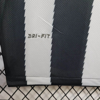 2010/11 Retro Juventus Home Shirt