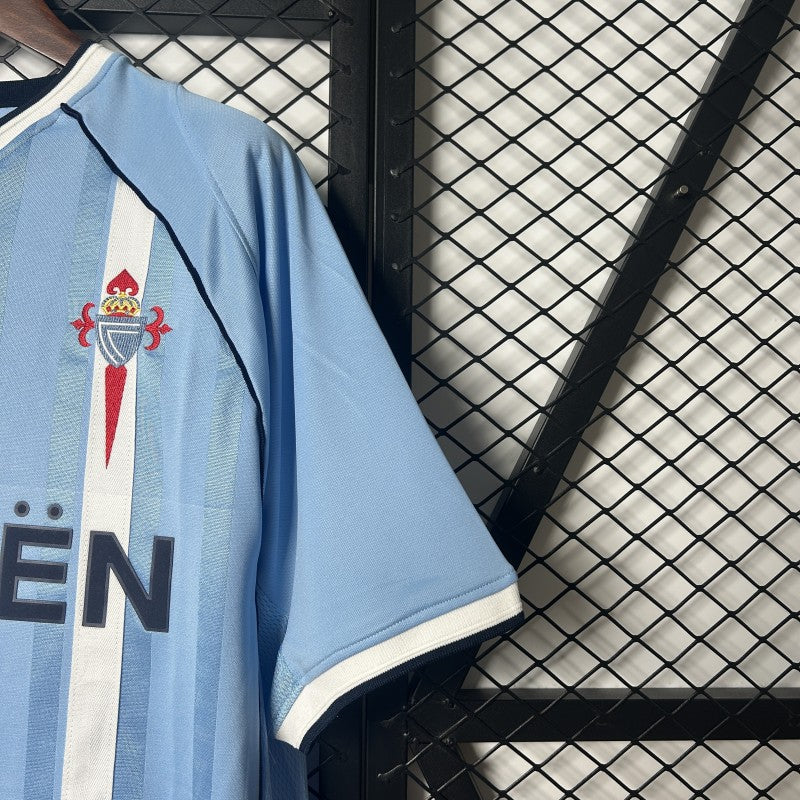01/02 Retro Celta Home Shirt