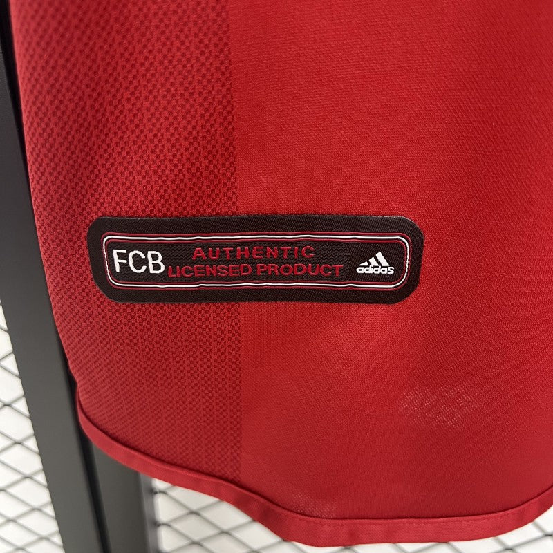 01/02 Retro Bayern Munich Home Shirt