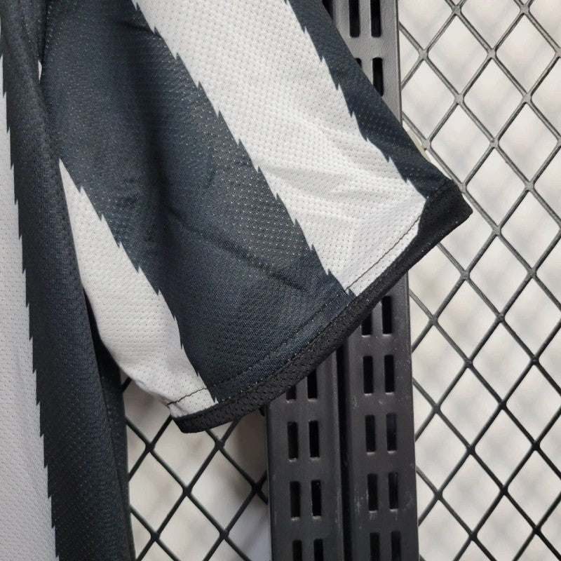 2010/11 Retro Juventus Home Shirt