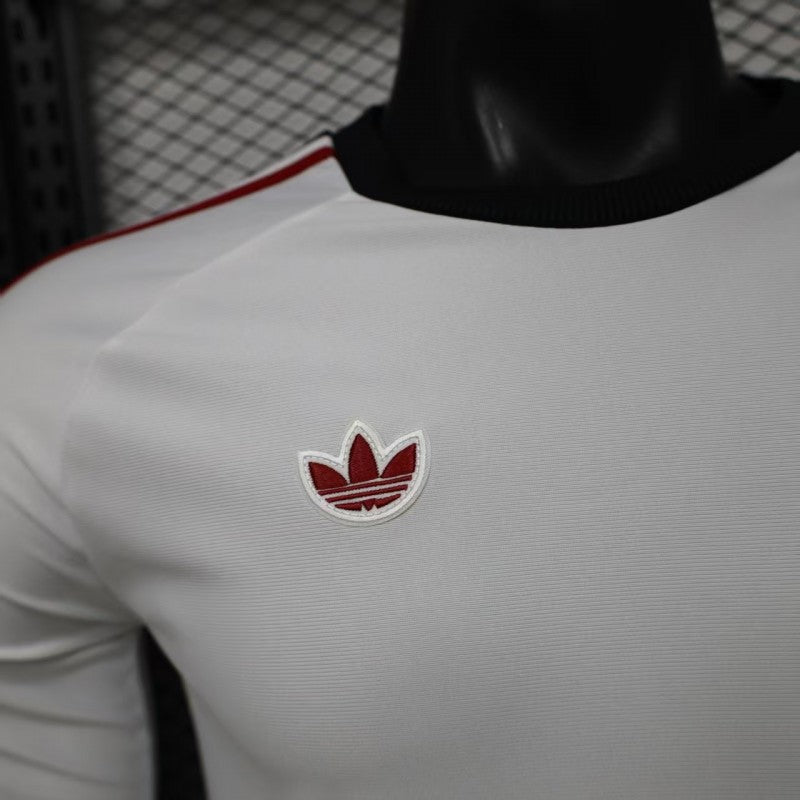 Player Version 2026 Manchester United Away White with  Red Shoulder Stripe Long Sleeve Shirt