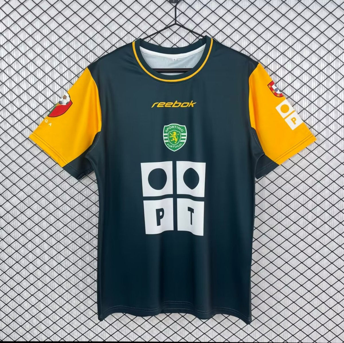 Retro 02/03 Sporting Lisbon Cristiano Ronaldo Training Shirt
