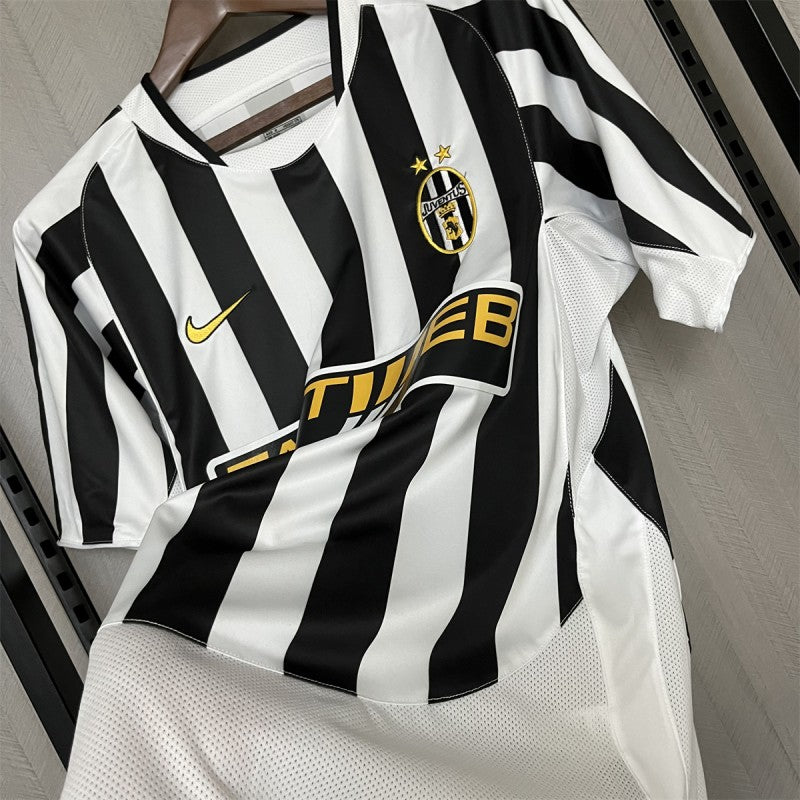 03/04 Retro Juventus Home Shirt