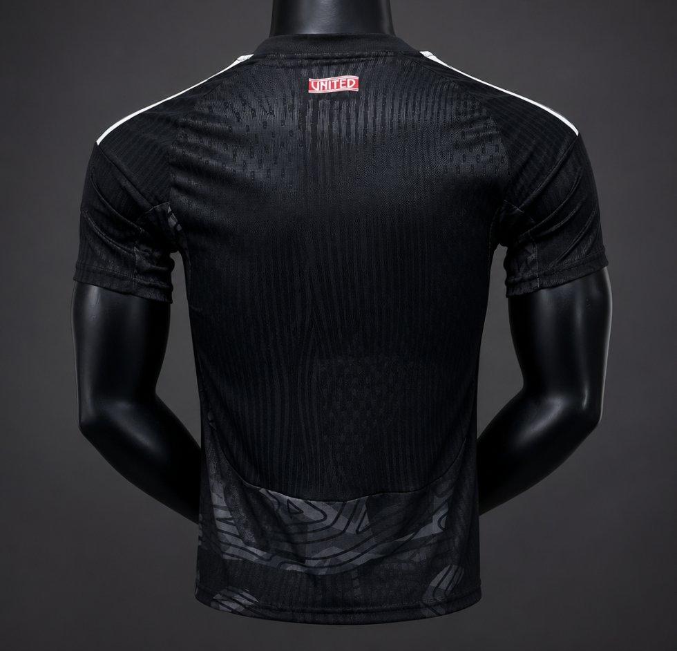 Player Version 26/27 Manchester United Black Goalkeeper Shirt