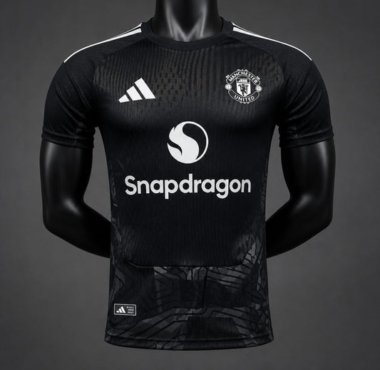 Player Version 26/27 Manchester United Black Goalkeeper Shirt