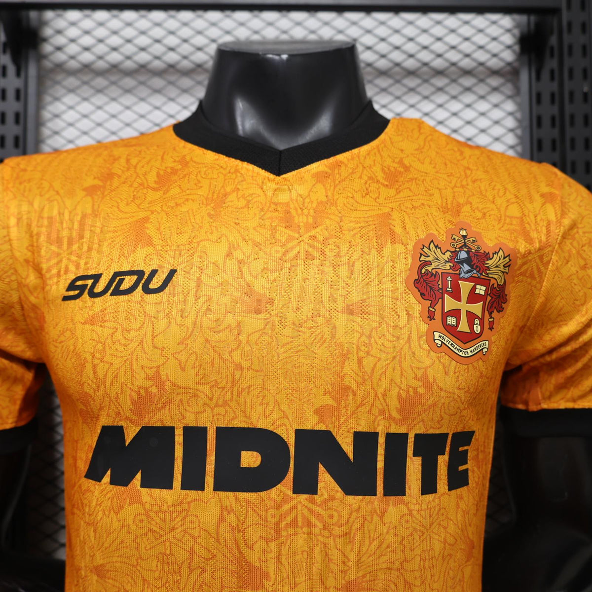 Player Version 26/27 Wolverhampton Wanderers Home Shirt