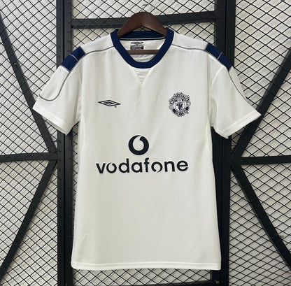 00/01 Retro Manchester United Away Shirt