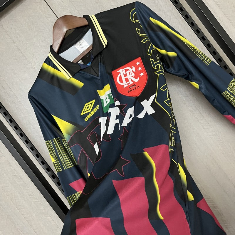 Retro1997/98 Flamengo Black Goalkeeper Long Sleeve Shirt