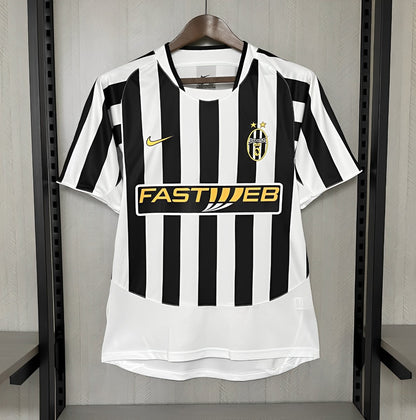 03/04 Retro Juventus Home Shirt