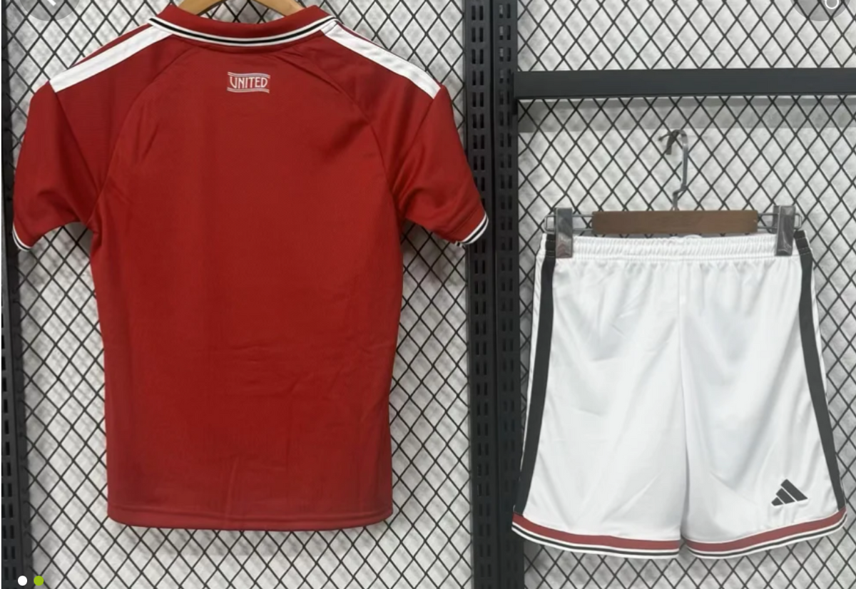 MANCHESTER UNITED HOME KIDS KIT 26/27