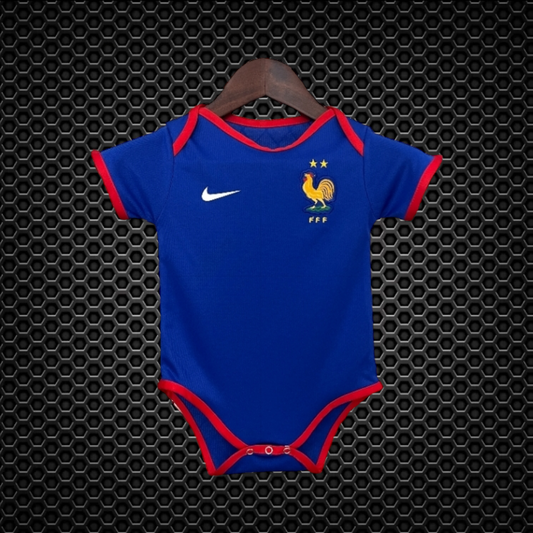 France - Baby 24/25