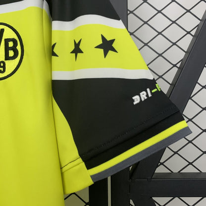 Retro 96/97 Borussia Dortmund Home Shirt