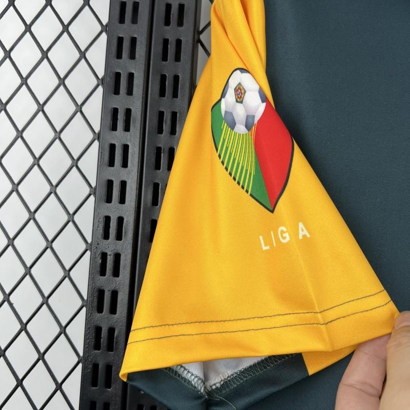 2002/03 Retro Sporting CP Away Shirt