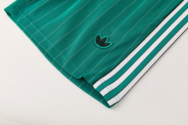 26/27 Liverpool   Green Pinstripe  Short Sleeve+Soccer Shorts