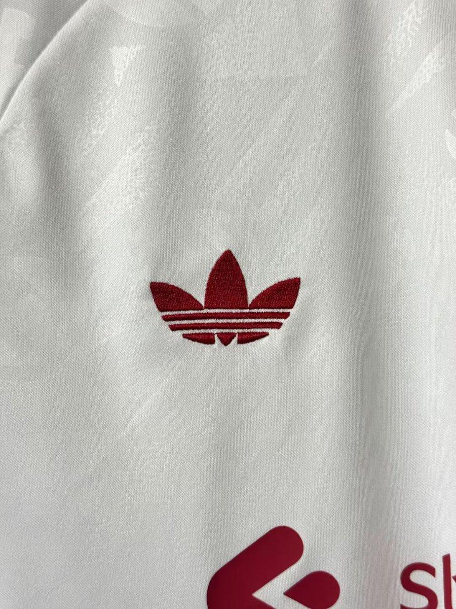 26/27 Liverpool Away Shirt