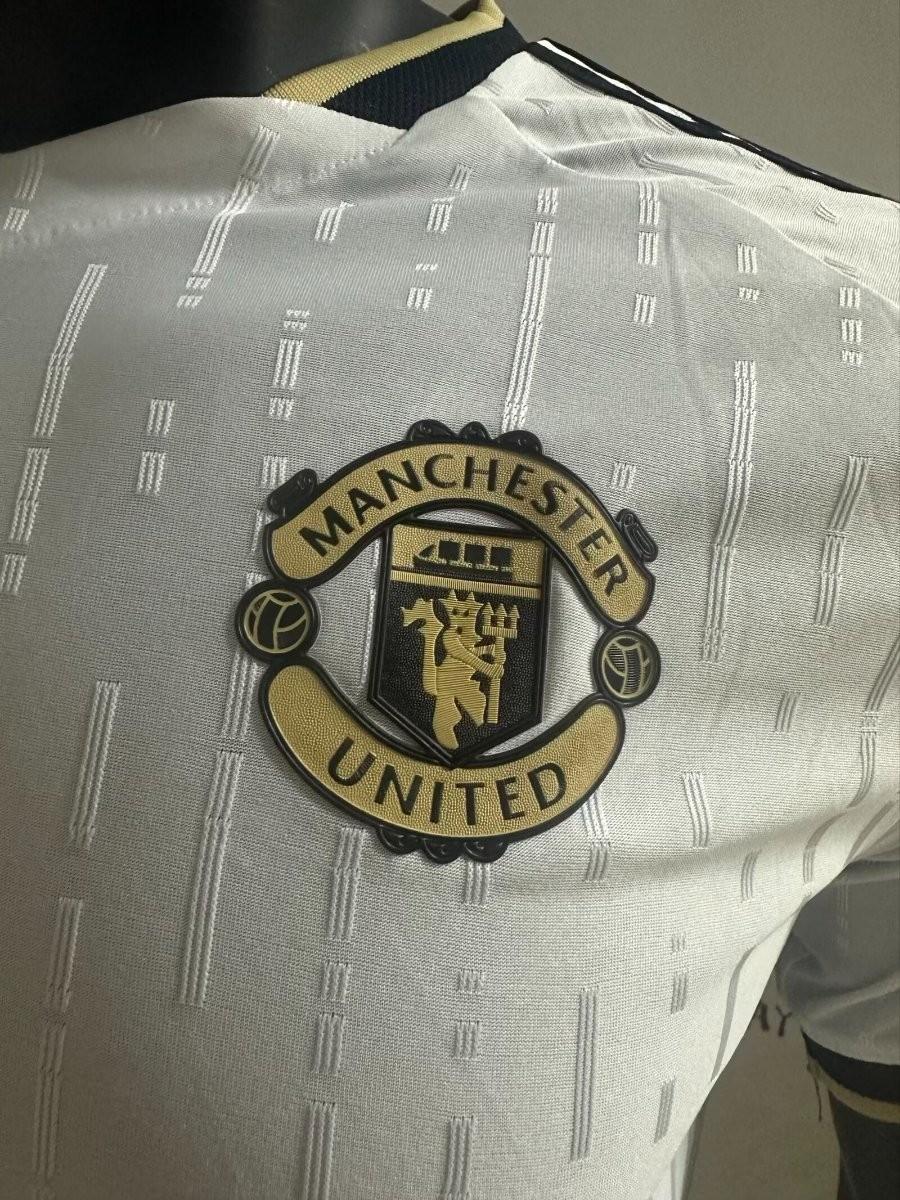 Player Version 26/27 Manchester United White with Gold Trim Away Shirt