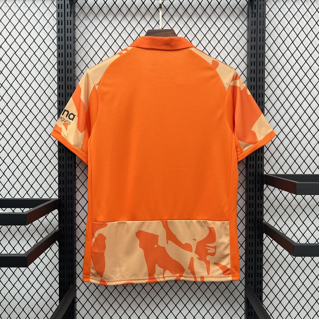 2025/26 Mens Valencia CF Retro Shirt