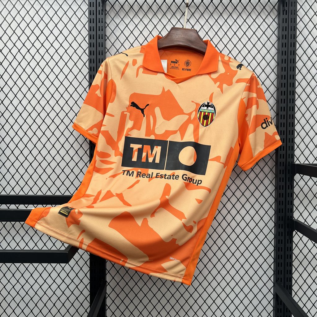 2025/26 Mens Valencia CF Retro Shirt
