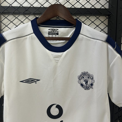 00/01 Retro Manchester United Away Shirt