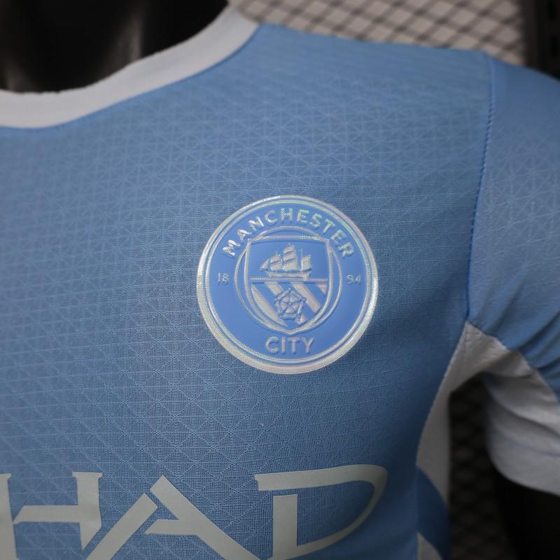 Player Version 26/27 Manchester City Sky Blue with White Side Panel Home Shirt