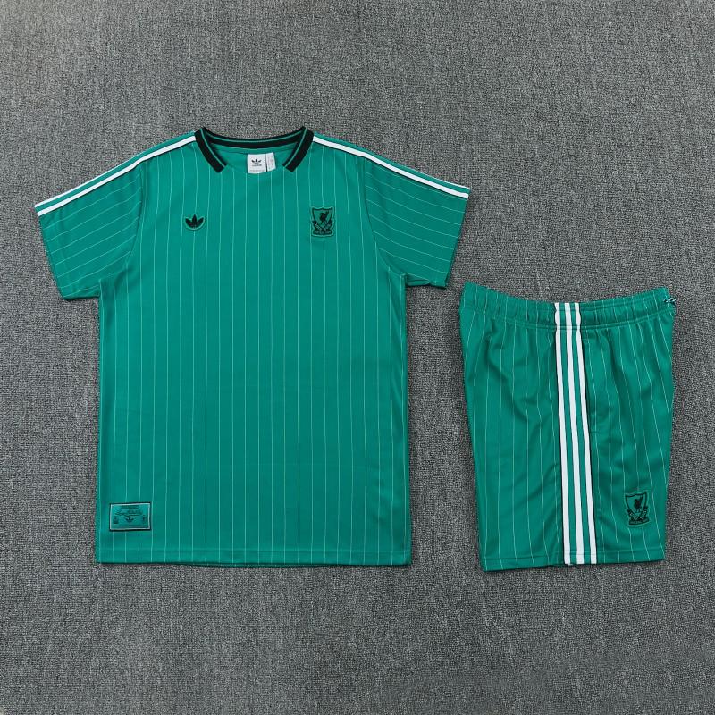 26/27 Liverpool   Green Pinstripe  Short Sleeve+Soccer Shorts